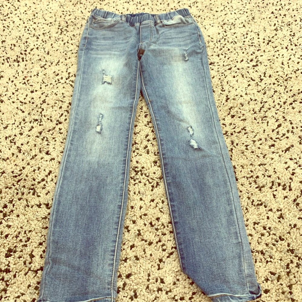 Grace and less jeans